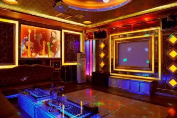 山城夜未央，养生论坛话重庆